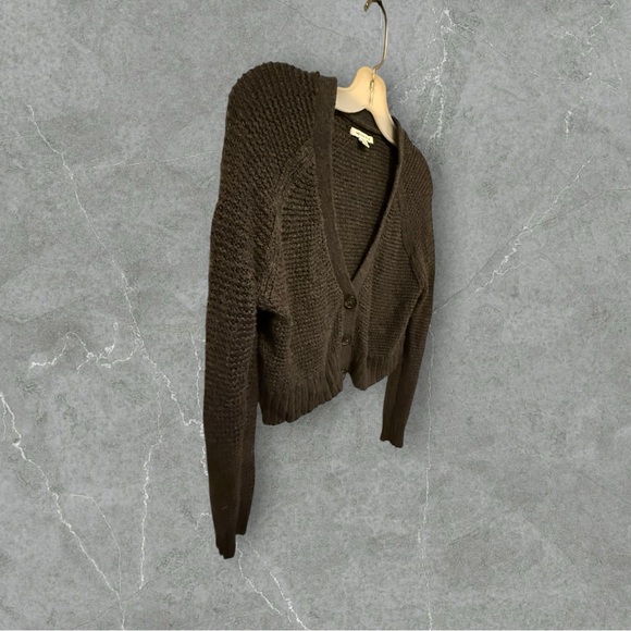 American Eagle Cardigan‎ Sweater - Picture 2 of 4